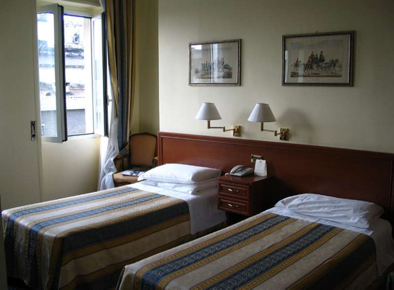 Hotel Ritter Milán Habitación foto